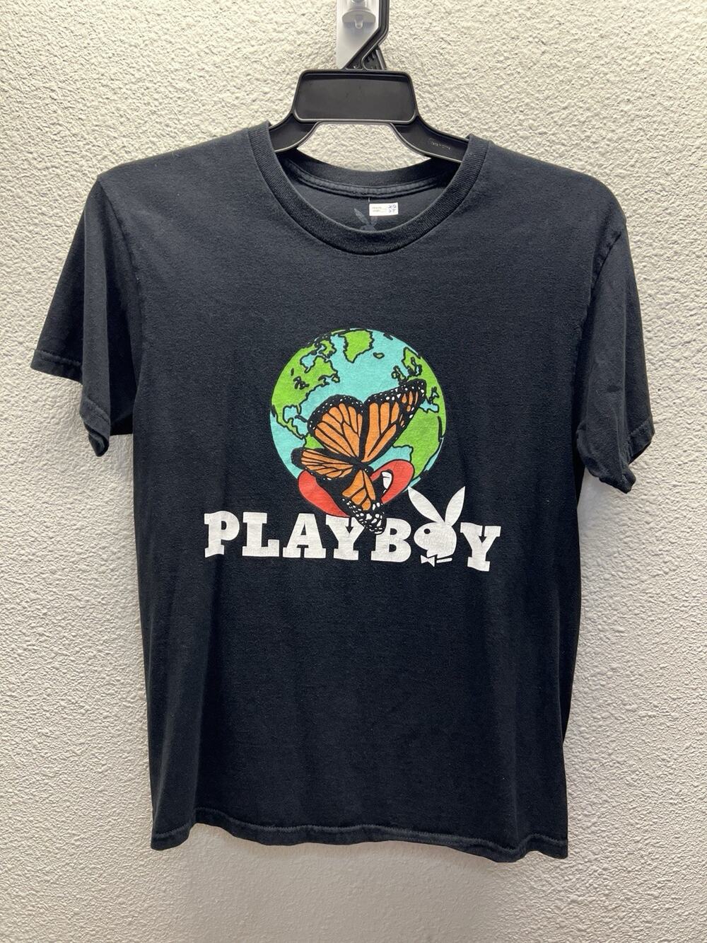 Unisex T-Shirt Size M Black With Playboy Graphic World Butterfly